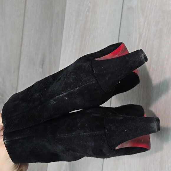 Christian Louboutin Women Black Suede Heeled Boots Shoes Sz 36.5/6.5 - Picture 8 of 16